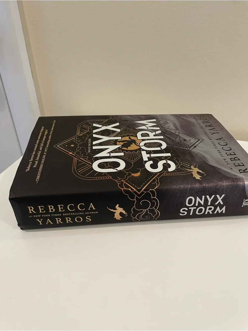 Onyx Storm by Rebecca Yarros - Hardcover